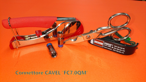 Come montare un connettore F a compressione senza inserto CAVEL®